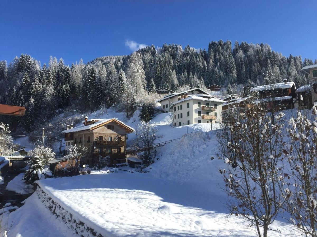 Casa Soia Lägenhet Falcade Exteriör bild